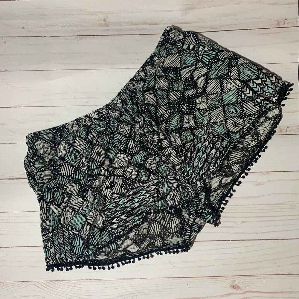 Soft Fashion Shorts w/ Pockets